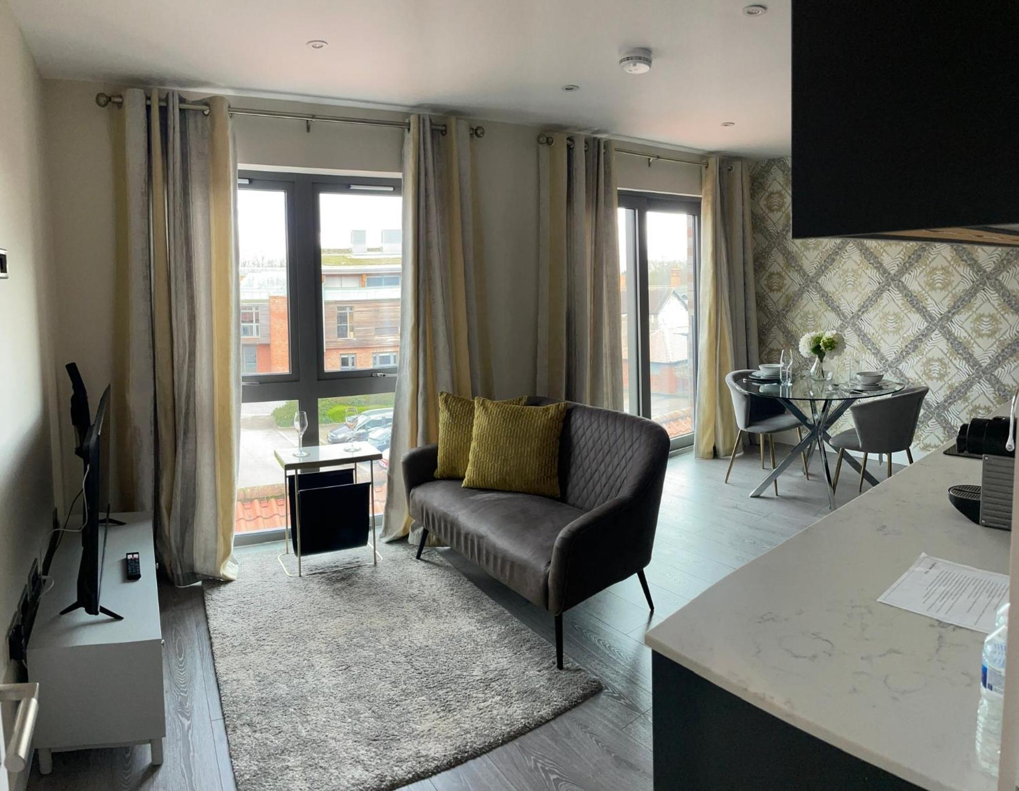 Central Modern Flat York Exterior photo